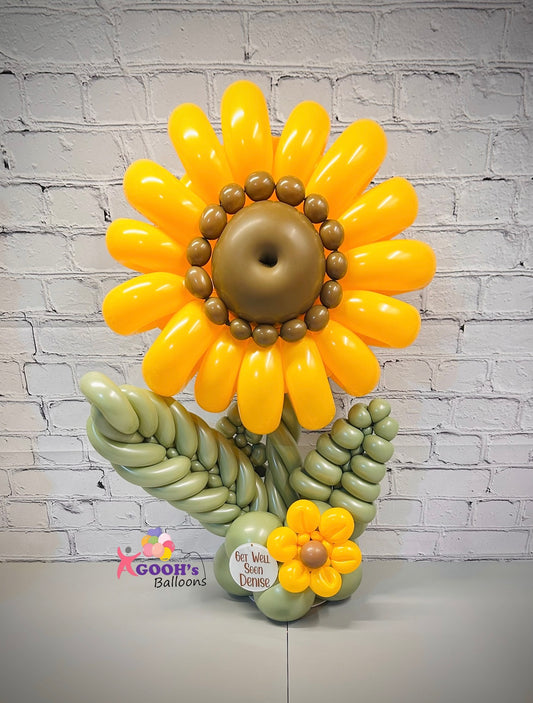 Sunflower table centrepiece
