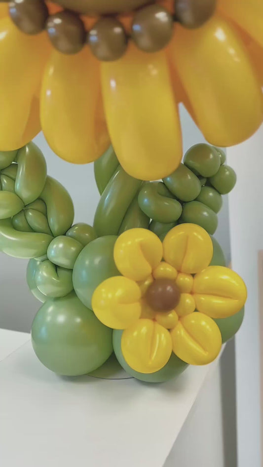 Sunflower balloon bouquet